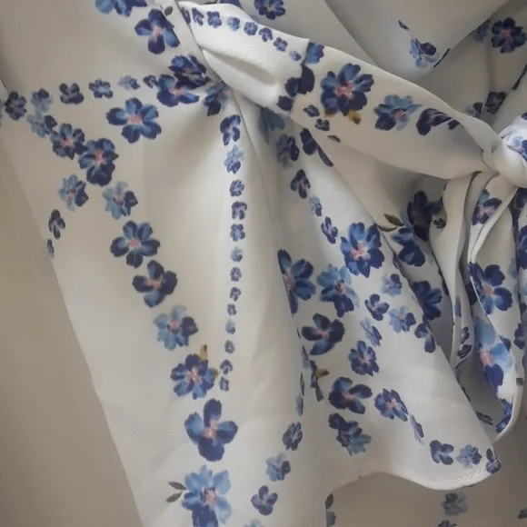 MISA LOS ANGELES..WRAP VICOSE BLOUSE.. - Picture 2 of 8